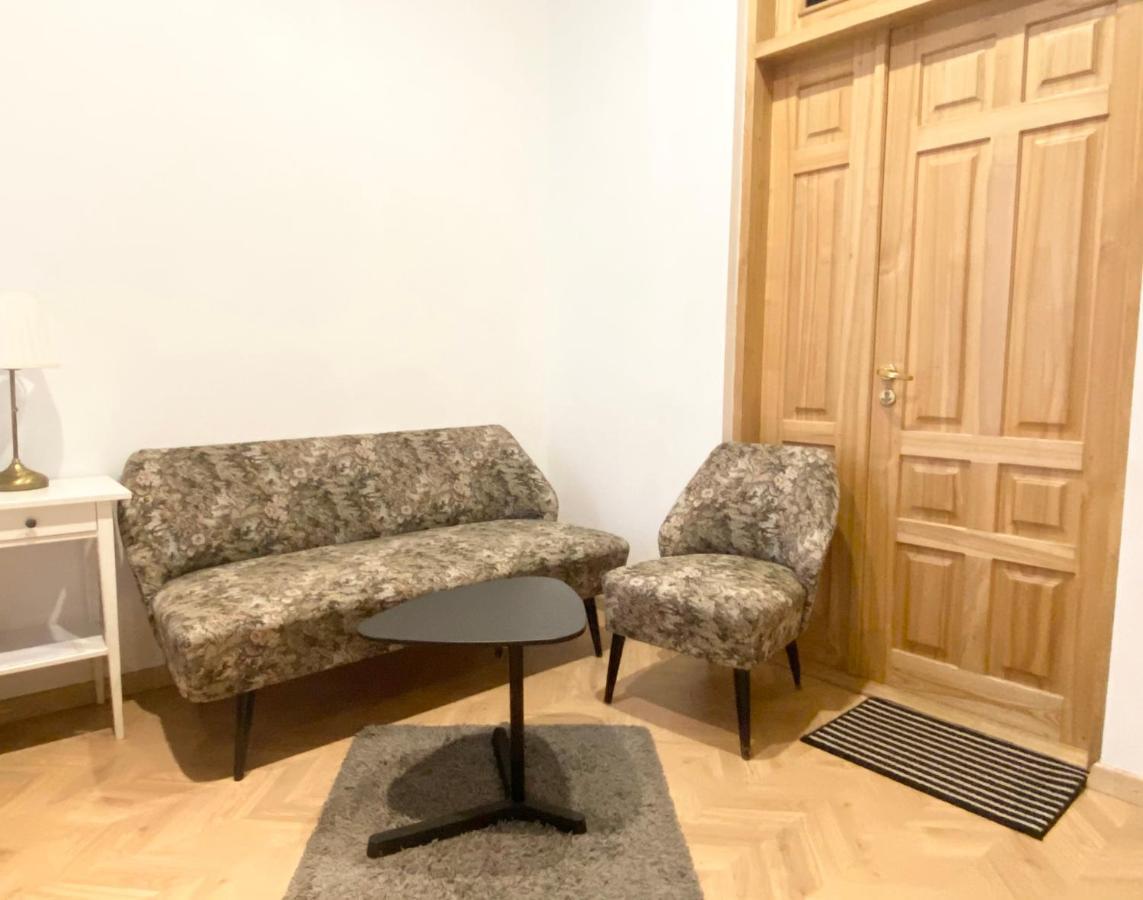 Centro Apartment Near Gedimas Avenue Vilnius Kültér fotó