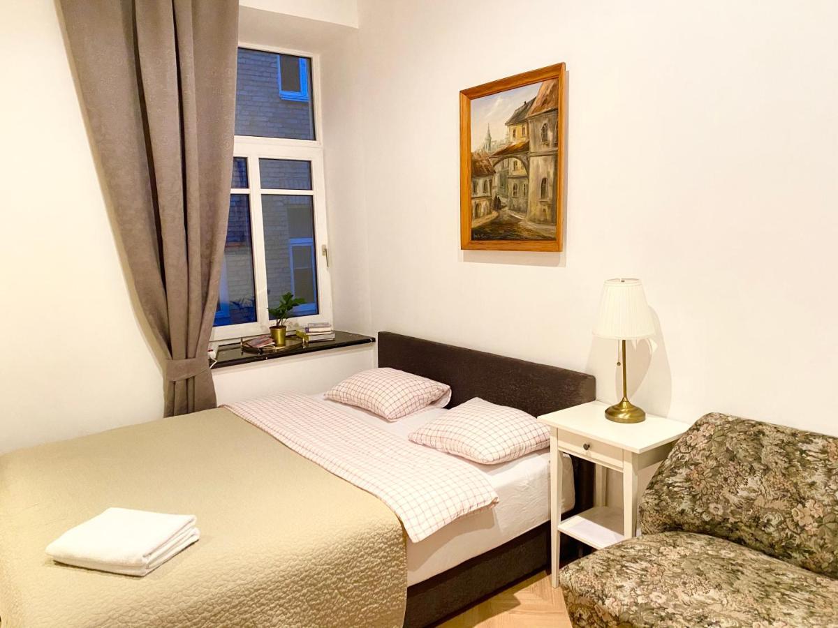 Centro Apartment Near Gedimas Avenue Vilnius Kültér fotó