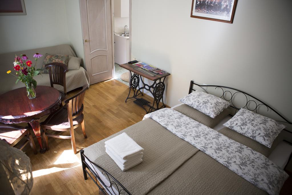 Centro Apartment Near Gedimas Avenue Vilnius Kültér fotó